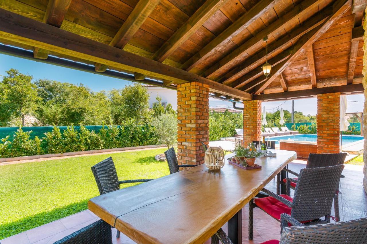 Villa Kamenica Kras 외부 사진
