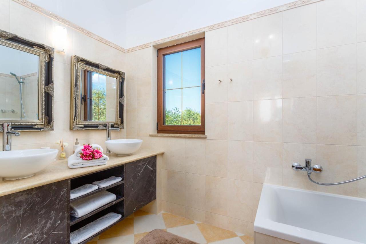 Villa Kamenica Kras 외부 사진