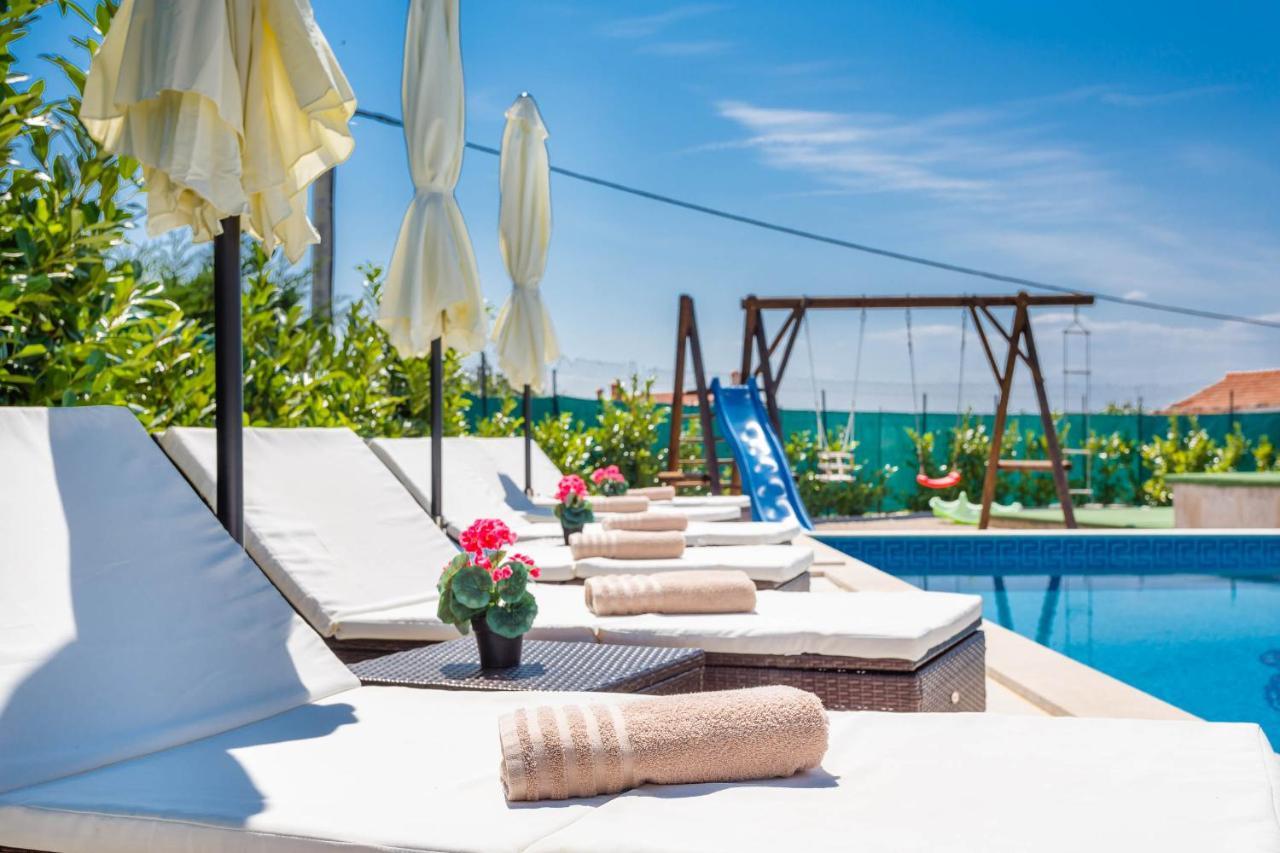 Villa Kamenica Kras 외부 사진